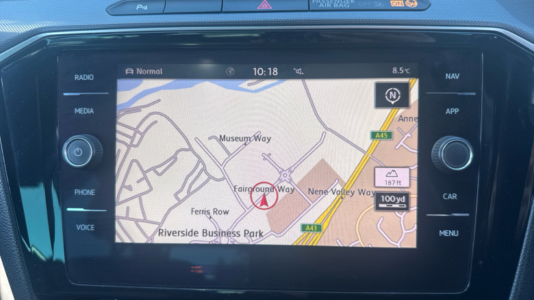 Volkswagen Passat 2.0 TDI R-Line 4dr DSG [Panoramic Roof] Diesel Saloon